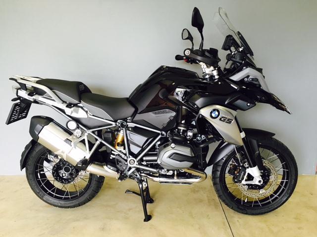 2016 BMW R1200GS - Triple Black