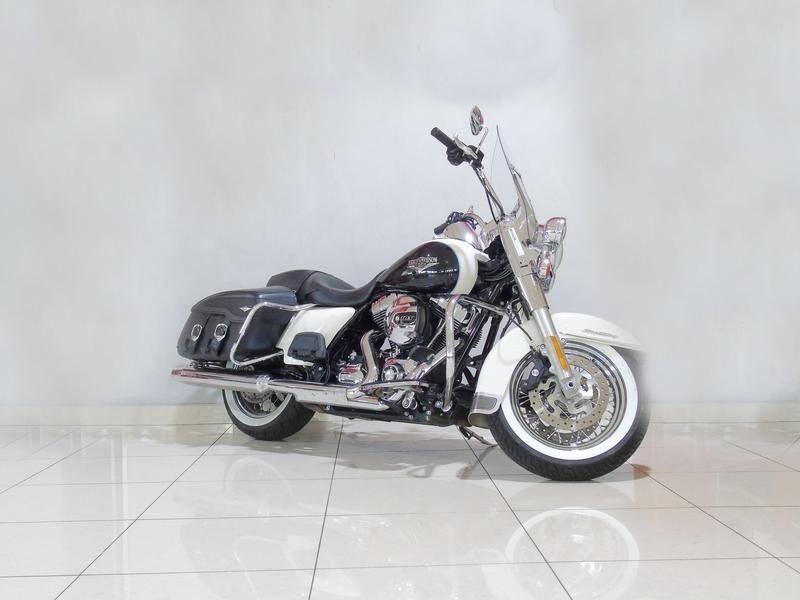 2014 Harley Davidson Touring Road King Classic