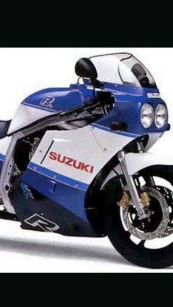 Suzuki GSX-R Presling