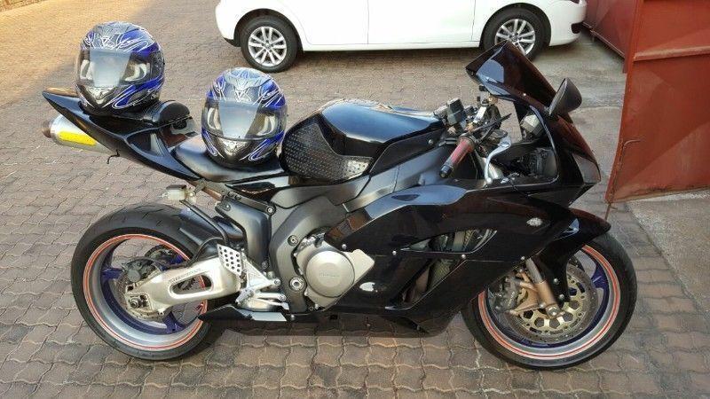 Honda CBR 1000 fireblade