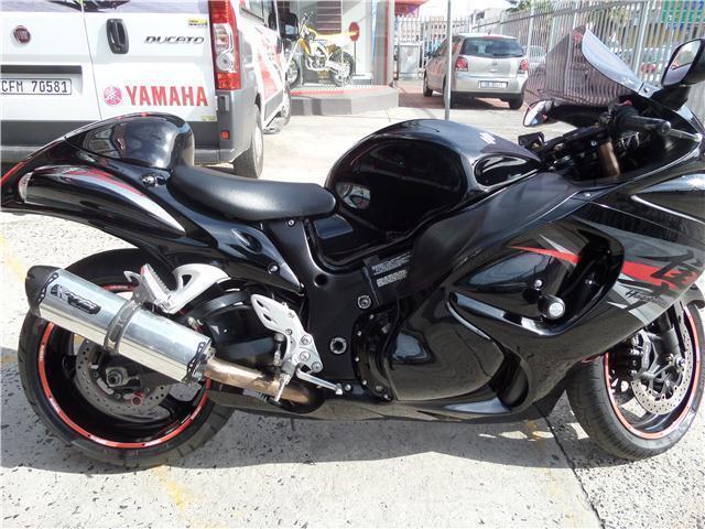 2013 SUZUKI , with 23000km available now!