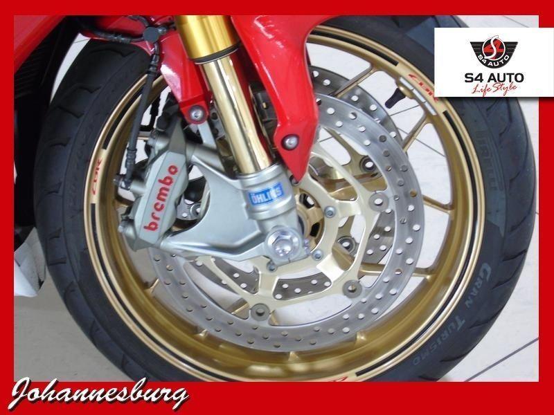 2015 HONDA Cbr 1000rr