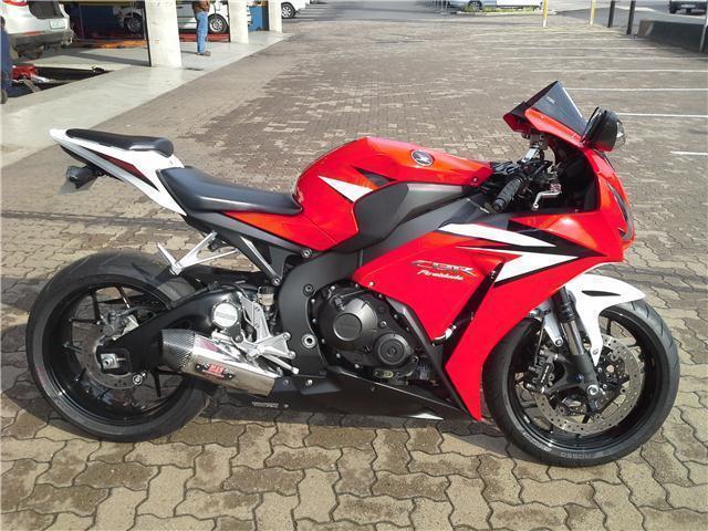 2012 HONDA CBR 1000 RR FOR SALE !