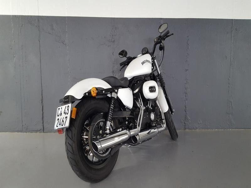 2014 Harley Davidson 883 Sportster Iron