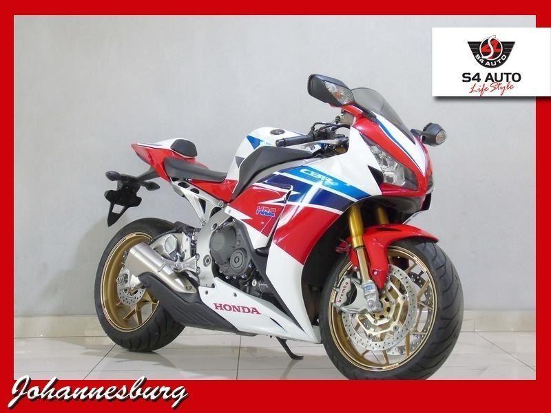 2015 HONDA Cbr 1000rr