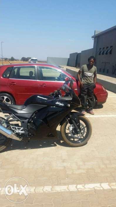 Am selling my motorbike its 100% everything is in older