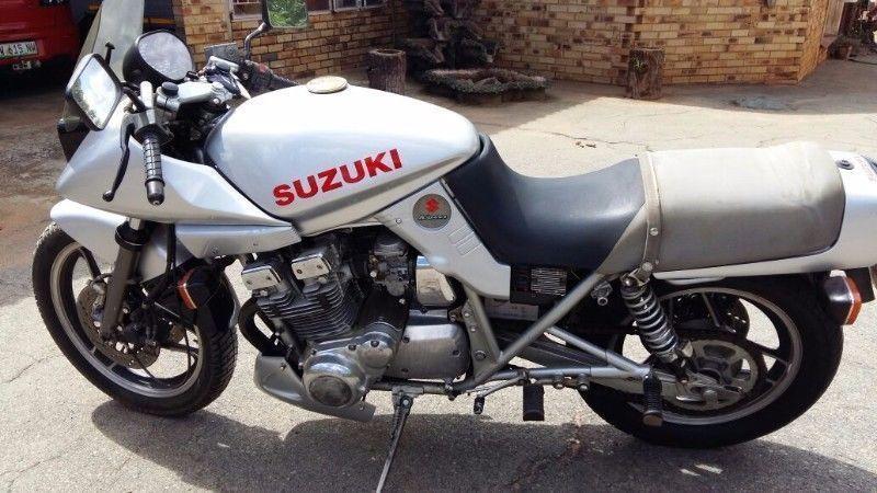 Suzuki GSX / Katana