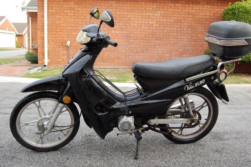 Vuka HJ110 scooter