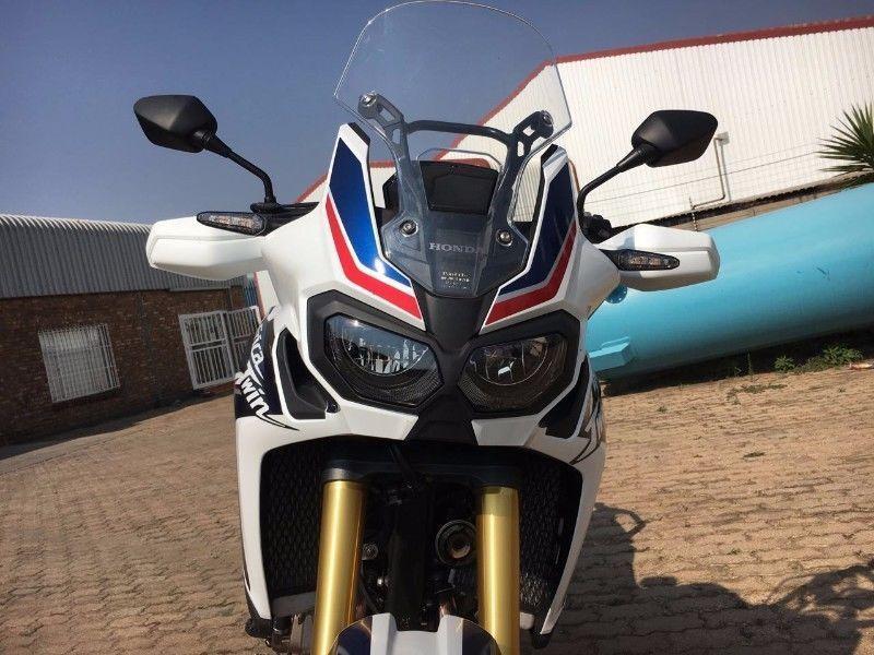 2016 Honda CRF1000L Africa Twin - low Kilometers