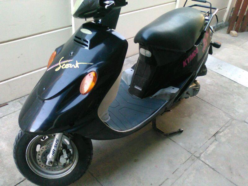 Kymco scooter for sale urgently , good engine , good body , new battery , drive away negotiable