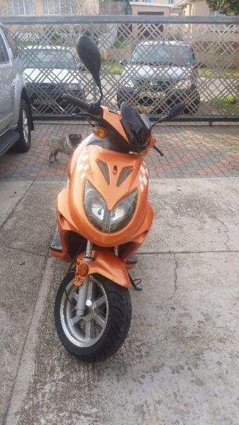 Gomoto Nippi scooter for sale