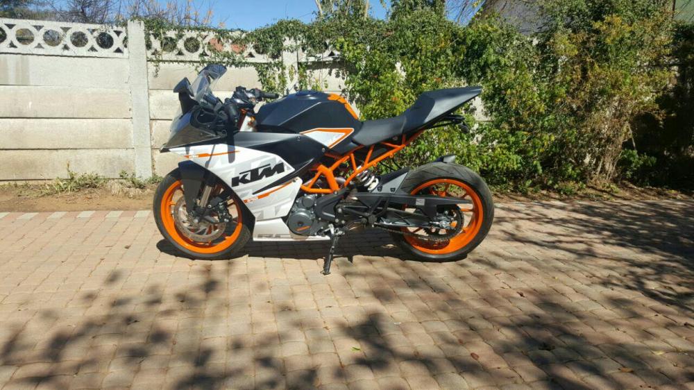 KTM RC 390 with very low milage for sale