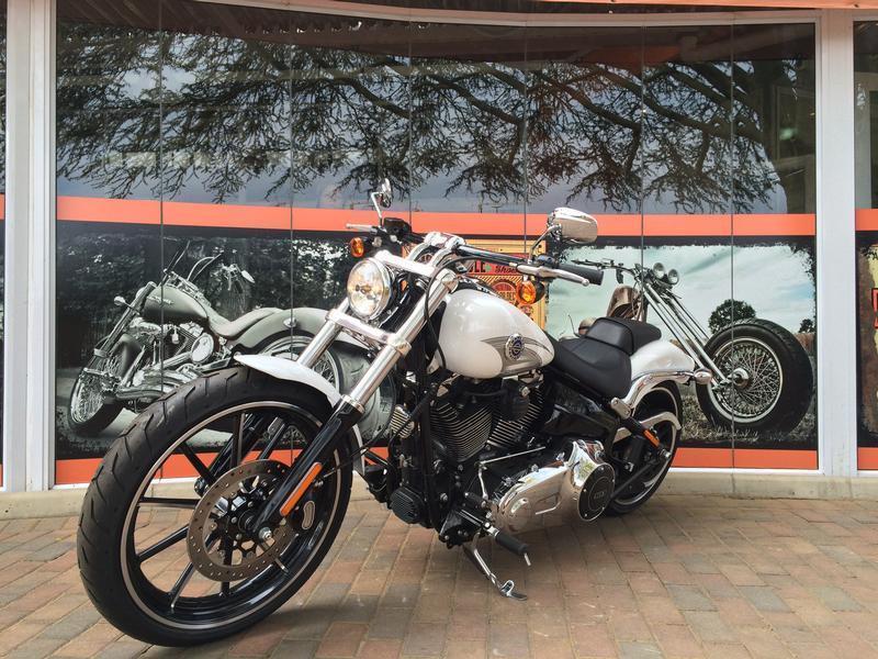 2016 Harley Davidson Softail FXSB Breakout