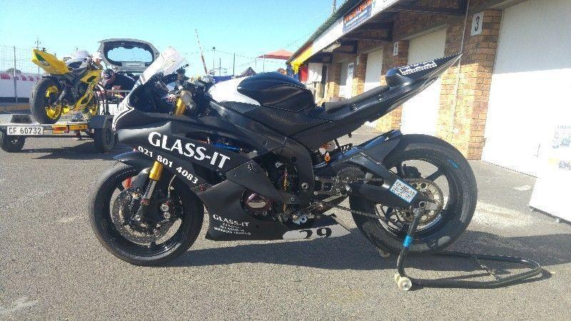 2009 Yamaha YZF-R Race Bike with Spares Pack
