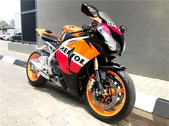 HONDA CBR 1000 RR REPSOL