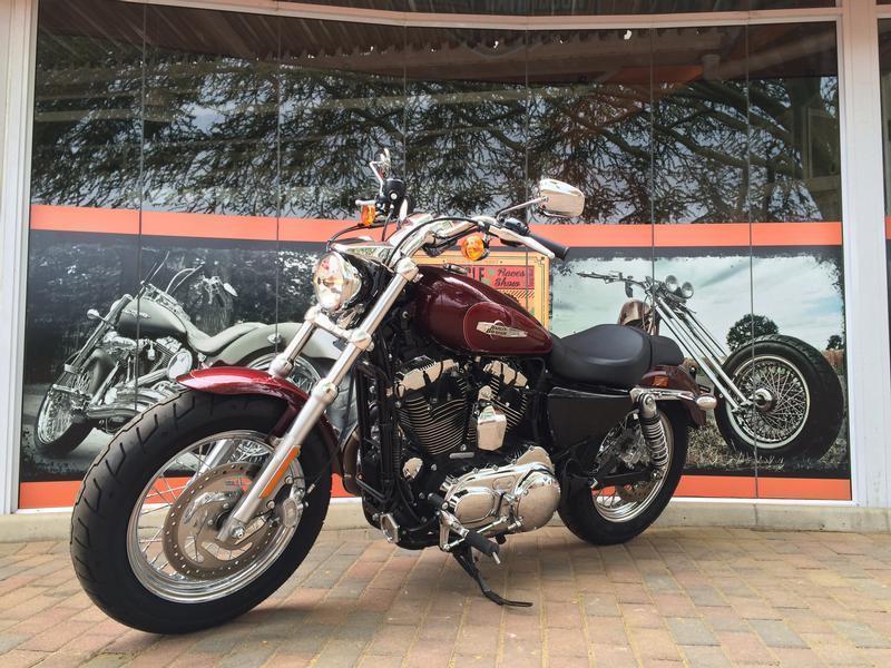 2016 Harley Davidson Sportster XL1200C 1200 Custom