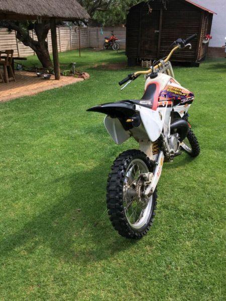 Honda 1998 CR 250 R