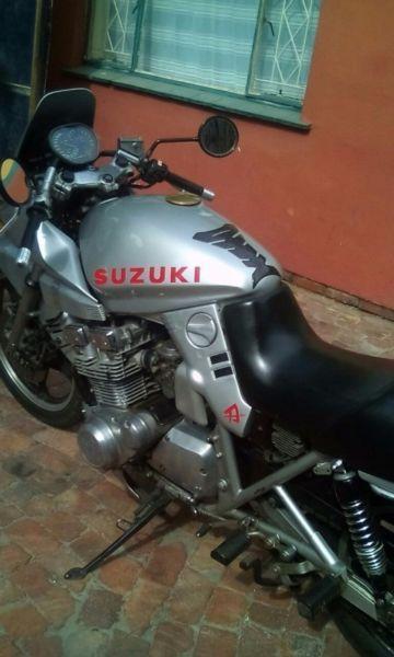 1982 Suzuki Intruder