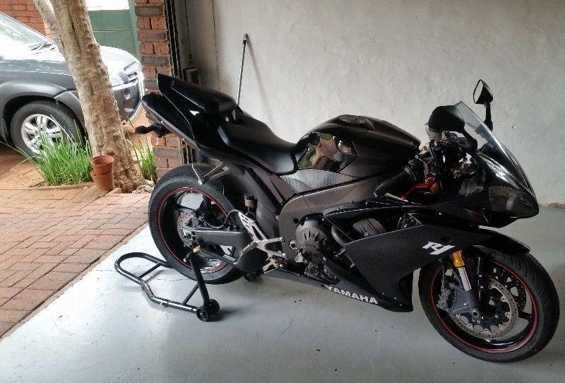 2008 Yamaha YZF-R1