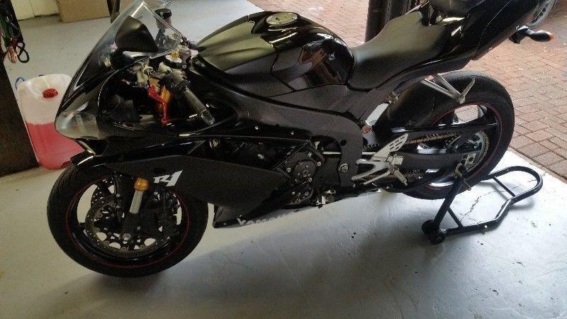 2008 Yamaha YZF-R1