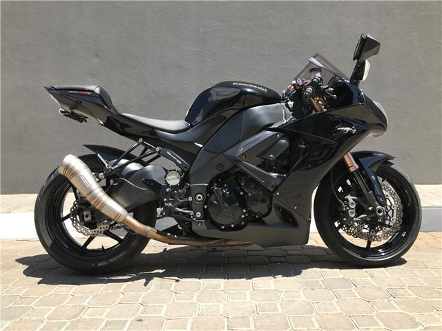 KAWASAKI ZX 10 NINJA