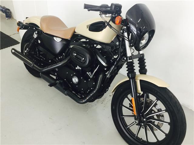 Harley-Davidson Sportster 883 Iron - METALHEADS MOTORCYCLES