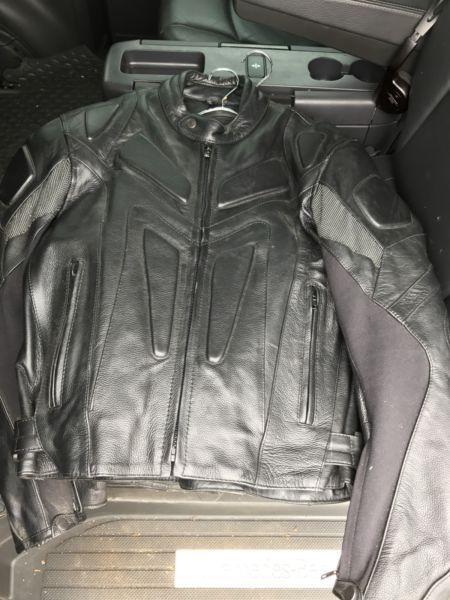 Ladies leather bikers jacket