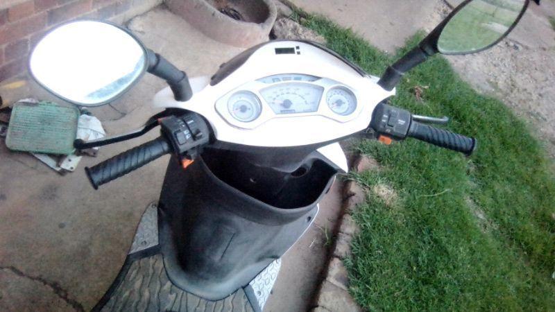 PGO Trex 125cc scooter for sale urgently R6000 neg