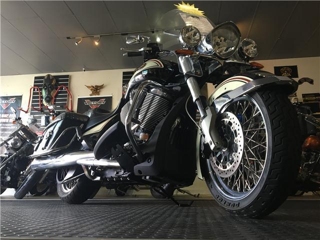 2014 Victory Cross Roads Limited Edition - The Viper Lounge