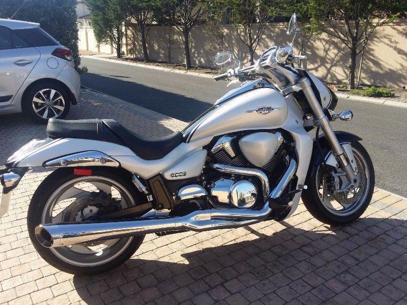 2011 Suzuki Boulevard M109R - great condition