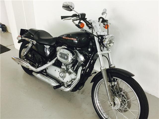 Harley-Davidson Sportster 883 Custom Low - METALHEADS MOTORCYCLES