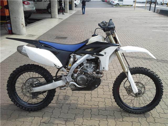 2011 YAMAHA YZ 250 F FOR SALE !