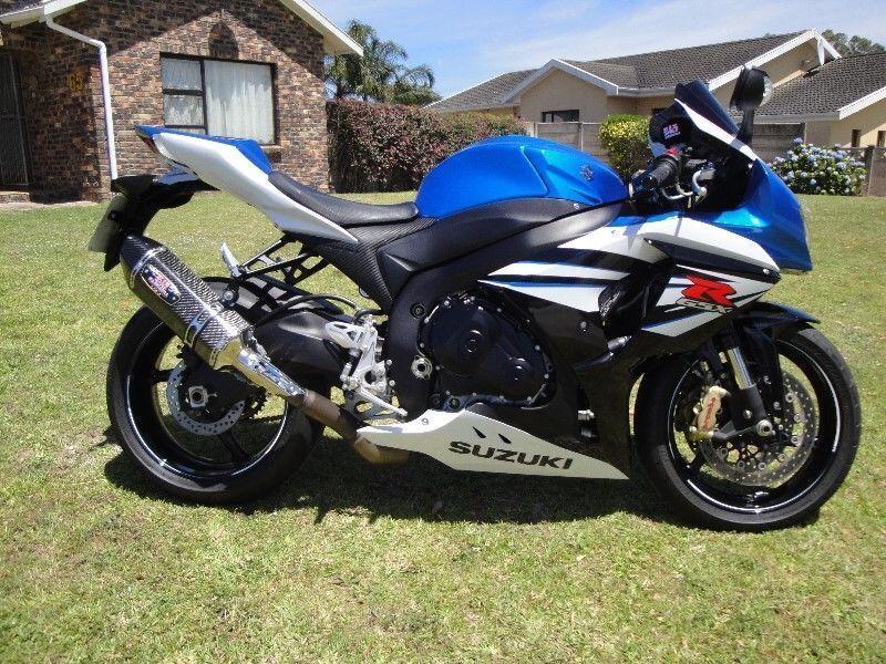 2015 Suzuki GSXR 1000 still like new only 4929km
