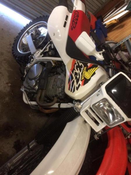 00 Honda xr 600r for sale great commuter with papers licensed