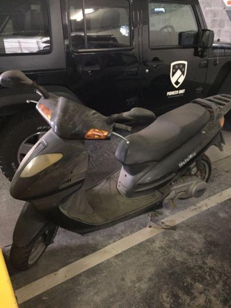 MOTOMIA JAVA SCOOTER