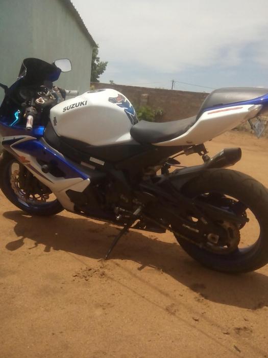 Suzuki GSXR1000 in mint condition for R60000 negotiable