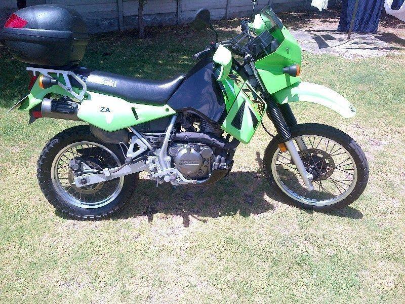 2005 Kawasaki KLR with rwc and low ks, givi topbox