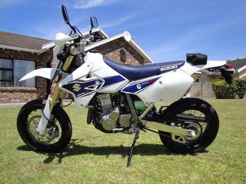 Suzuki DRZ 400SM spotless like new only 1317km