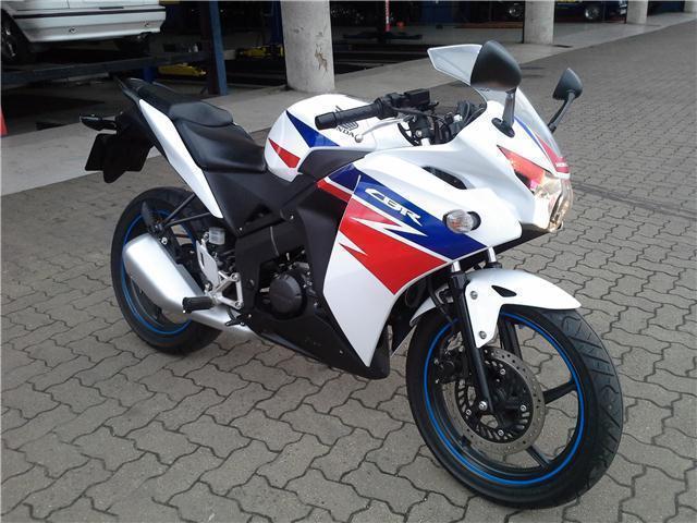 2015 HONDA CBR 125 R CBR125 FOR SALE !