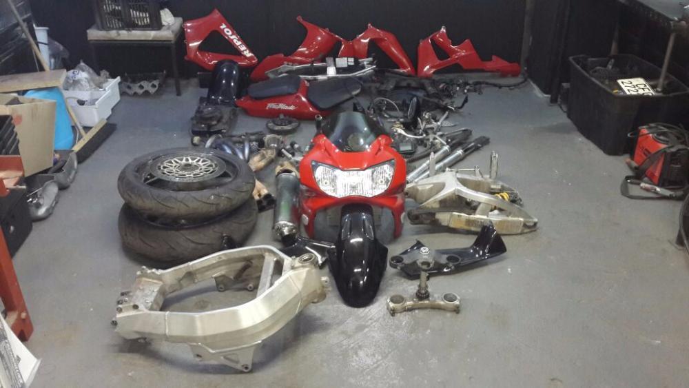 Honda CBR 929 RR spares 2001