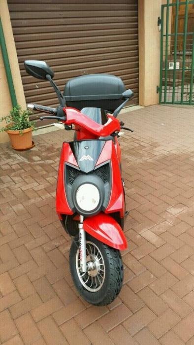 MotoMia Beretta 125 Scooter