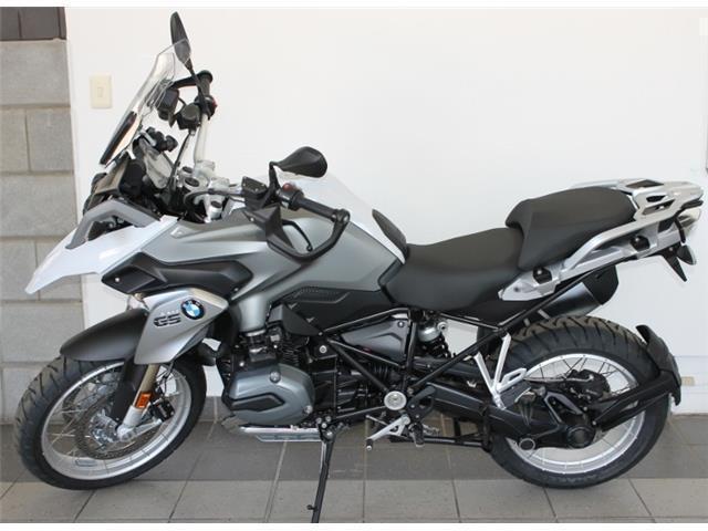 December Special Running on Specific new BMW R1200GS LC Trophies