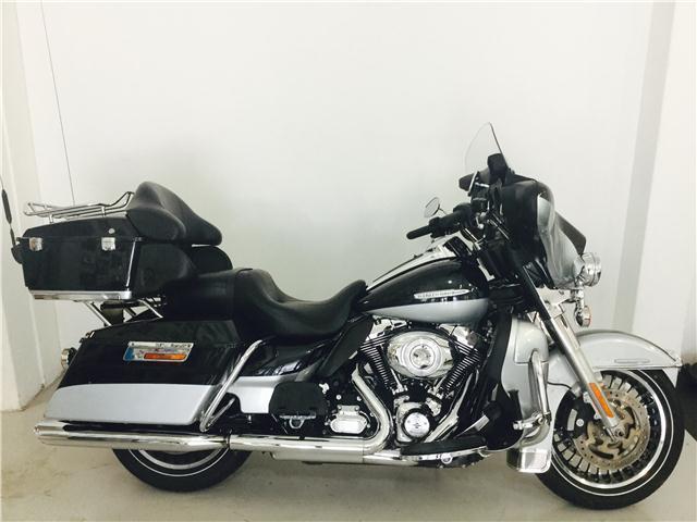 Harley-Davidson Ultra Glide Limited - METALHEADS MOTORCYCLES