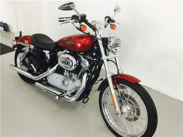 Harley-Davidson Sportster 883 Custom - METALHEADS MOTORCYCLES