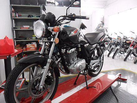 Looking for suzuki en 125