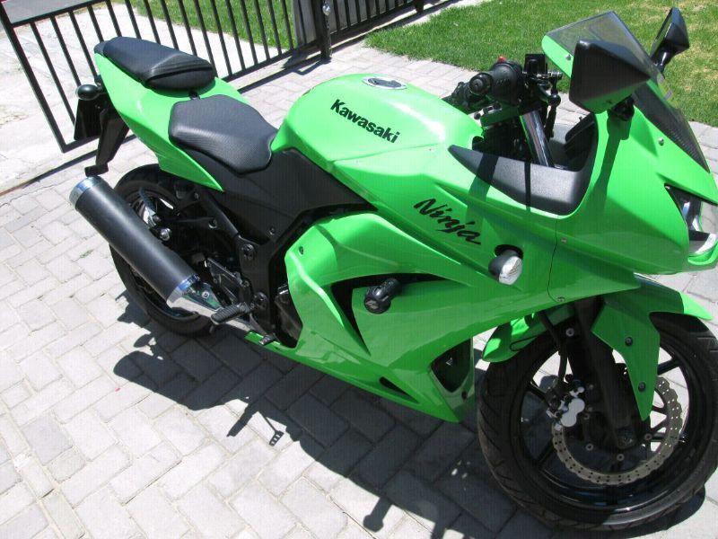 2012 Kawasaki ninja 33500