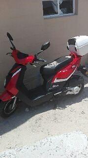 2011 Scooter R7000 Negotiable