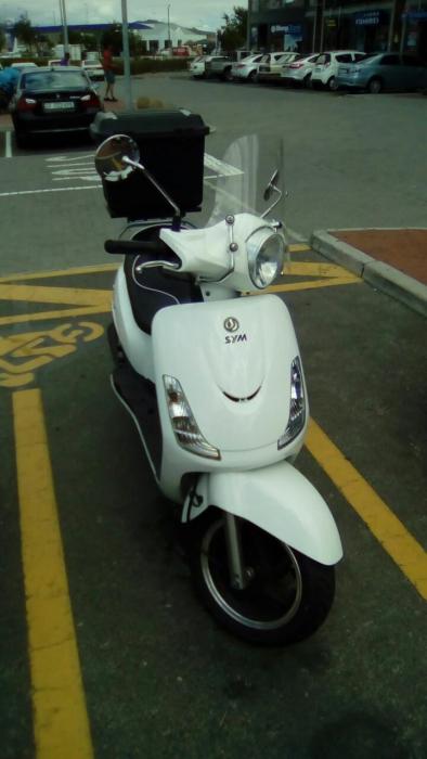 Sym scooter