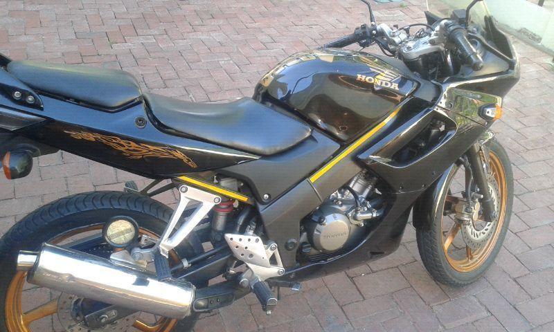 Honda cbr 125