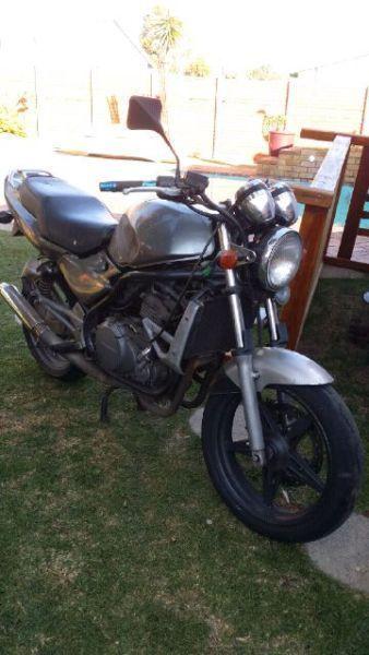Kawasaki Er5 500cc Twin for urgent sale